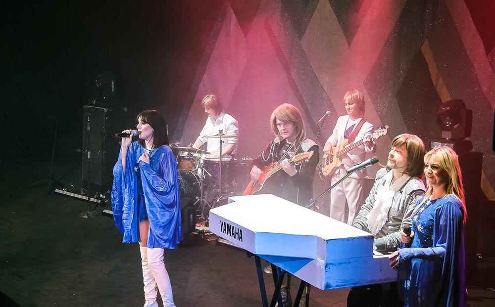 Tribute Entertainment Breaks